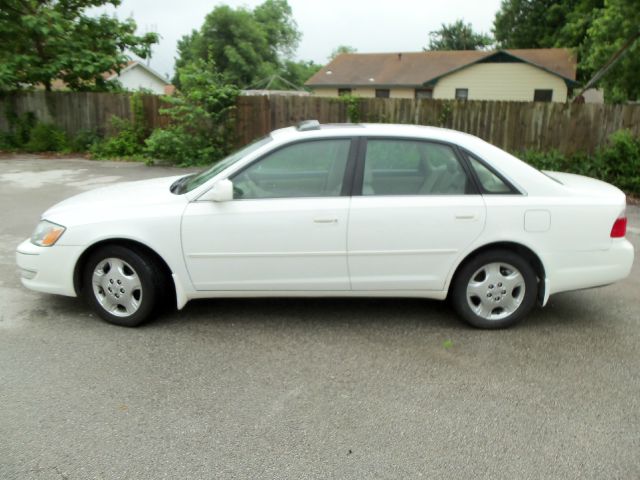 2004 Toyota Avalon XLS