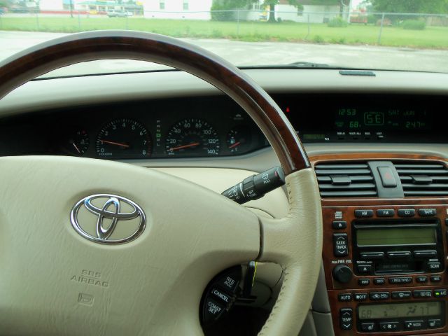 2004 Toyota Avalon XLS
