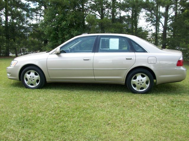 2004 Toyota Avalon XLS