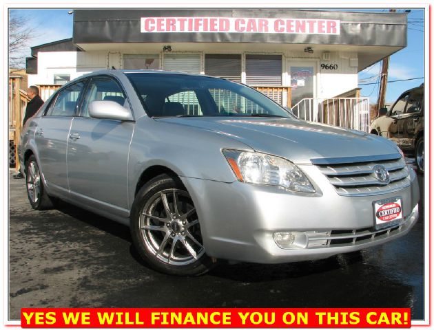 2005 Toyota Avalon 1994 GMC