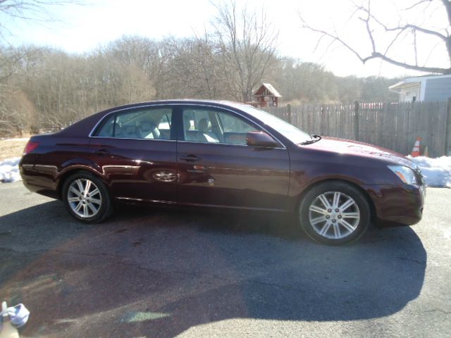 2005 Toyota Avalon SLT 25