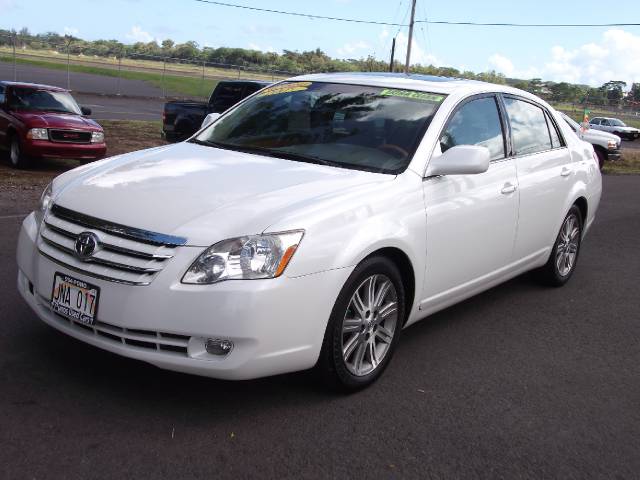 2005 Toyota Avalon SLT 25
