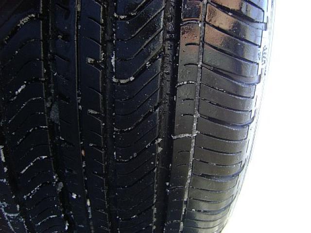 2005 Toyota Avalon Unknown