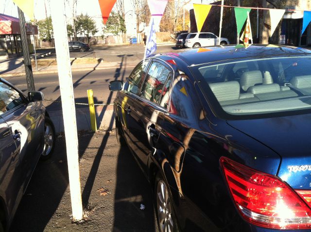 2005 Toyota Avalon XLS