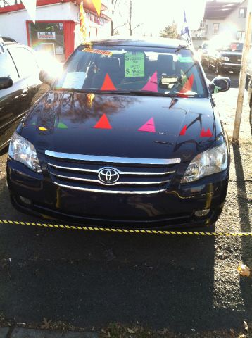 2005 Toyota Avalon XLS