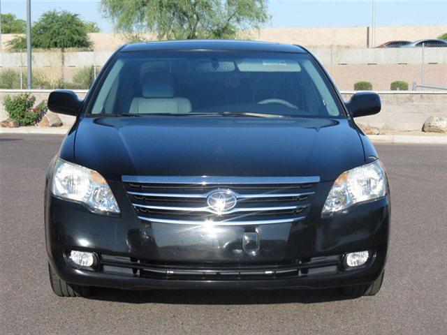 2005 Toyota Avalon Ram 1500 SLT 4Dr Quad Cab 4x4