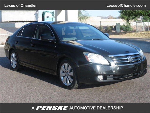 2005 Toyota Avalon Ram 1500 SLT 4Dr Quad Cab 4x4