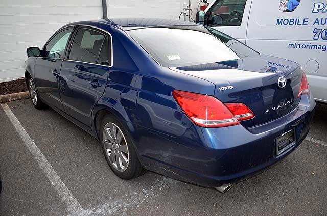 2005 Toyota Avalon XLS