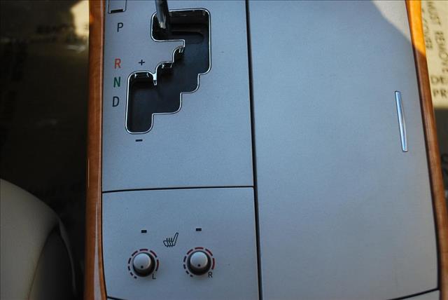 2005 Toyota Avalon Unknown