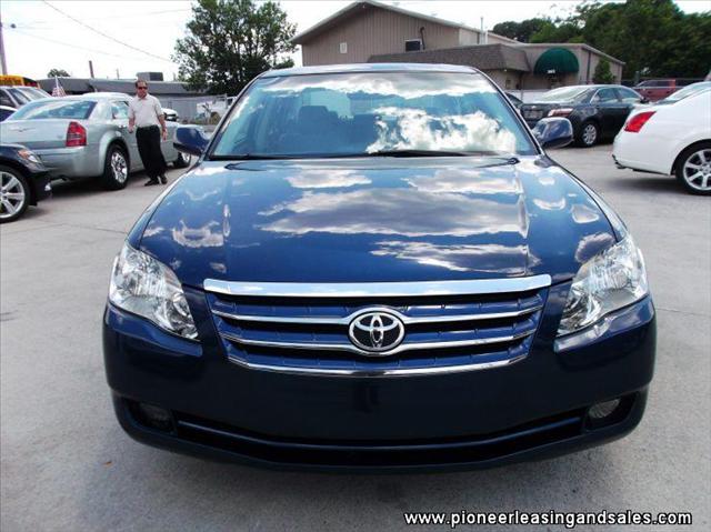 2006 Toyota Avalon XLS