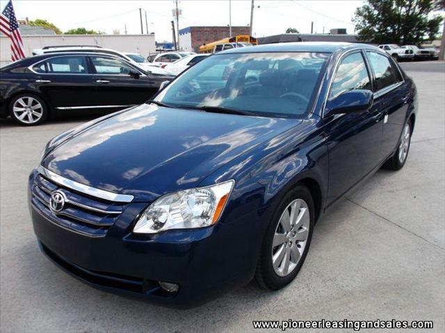 2006 Toyota Avalon XLS