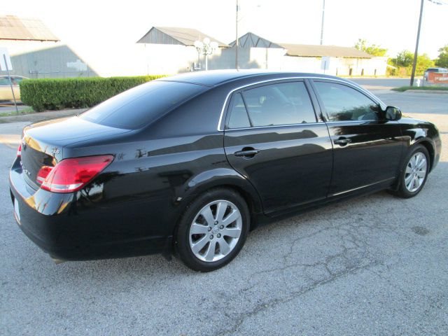 2006 Toyota Avalon XLS