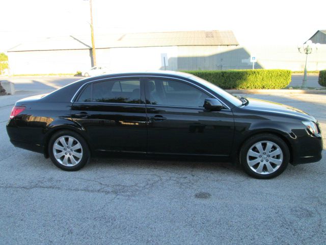2006 Toyota Avalon XLS