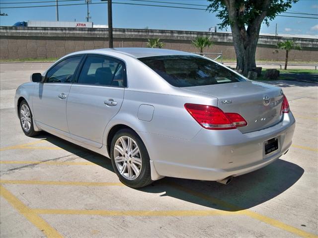 2006 Toyota Avalon Sle25004x4