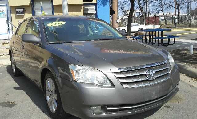 2006 Toyota Avalon XLS
