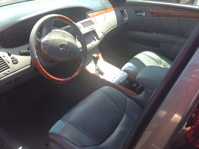 2006 Toyota Avalon SLT 25