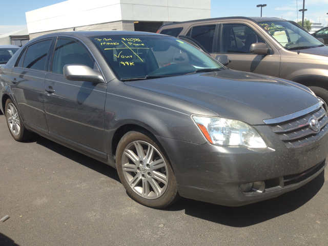 2006 Toyota Avalon SLT 25