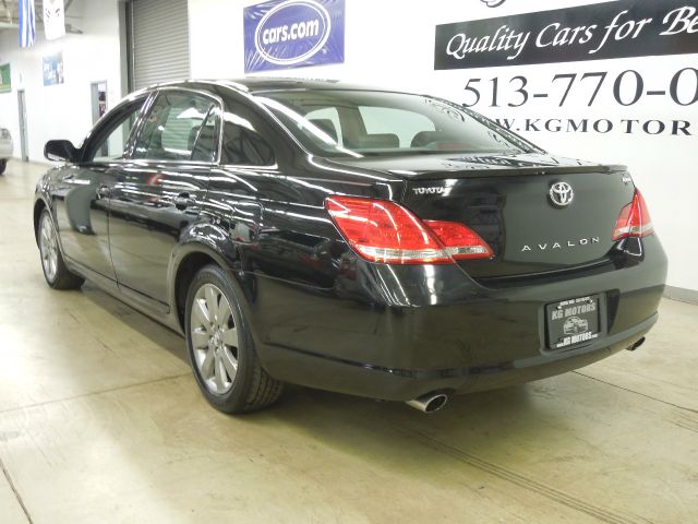 2006 Toyota Avalon SLT 25