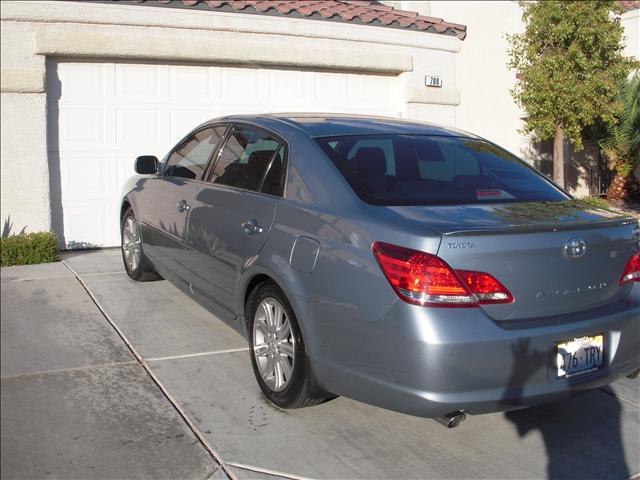 2006 Toyota Avalon SLT 25