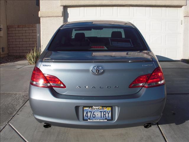 2006 Toyota Avalon SLT 25