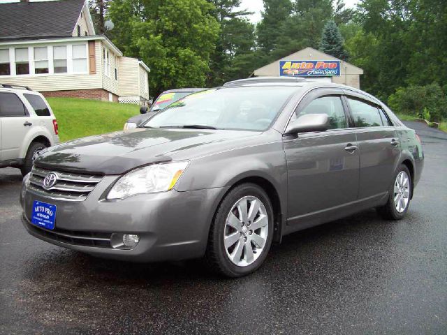 2006 Toyota Avalon XLS