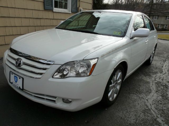 2006 Toyota Avalon XLS