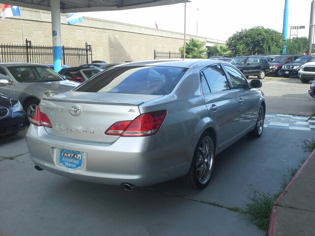 2006 Toyota Avalon Sport 4WD