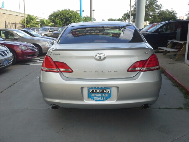 2006 Toyota Avalon Sport 4WD