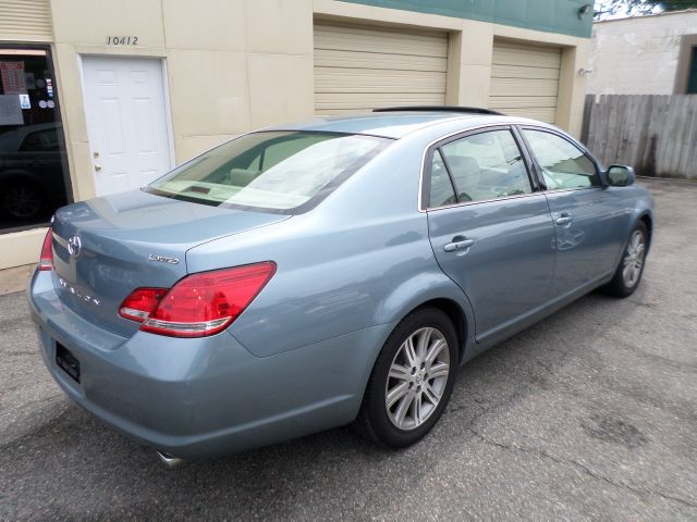 2006 Toyota Avalon SLT 25