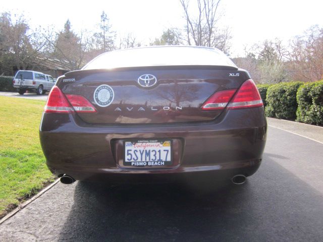 2006 Toyota Avalon XLS