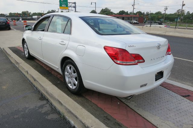2006 Toyota Avalon Sport 4WD