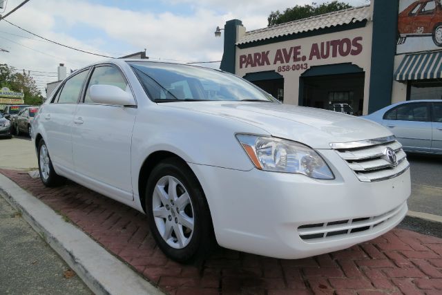 2006 Toyota Avalon Sport 4WD