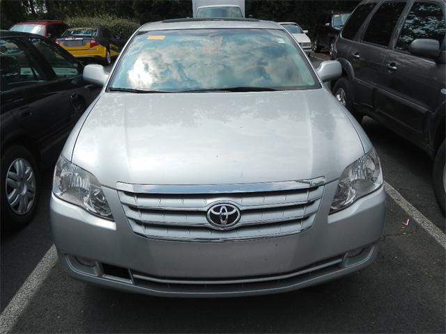 2006 Toyota Avalon SLT 25