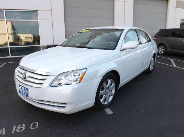 2006 Toyota Avalon Sport 4WD