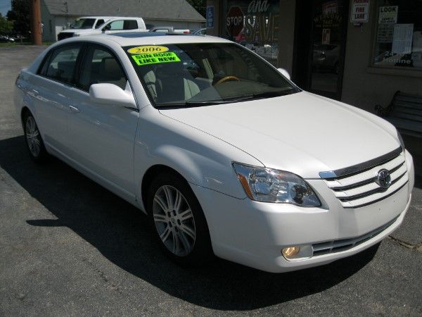 2006 Toyota Avalon SLT 25
