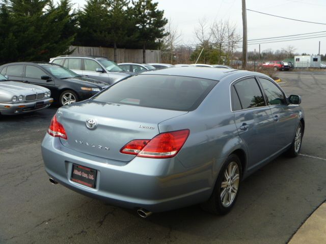 2006 Toyota Avalon SLT 25