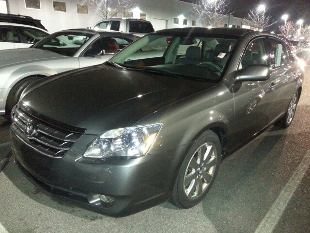 2006 Toyota Avalon XLS