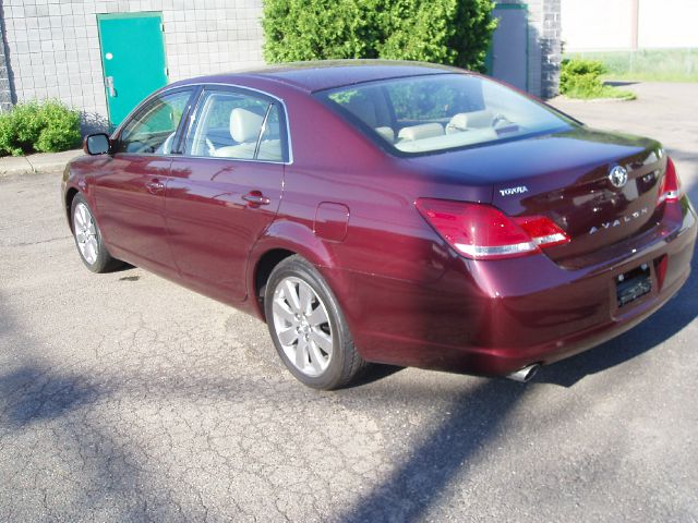 2006 Toyota Avalon XLS