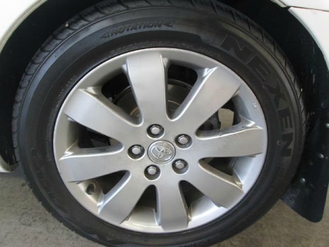 2006 Toyota Avalon XLS