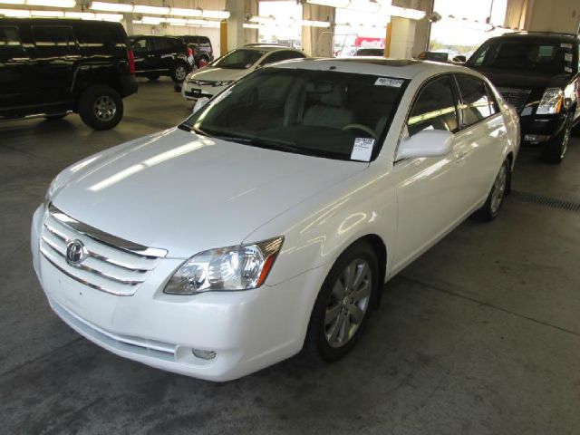 2006 Toyota Avalon XLS