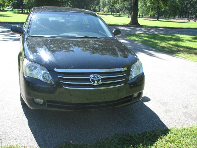 2006 Toyota Avalon XLS