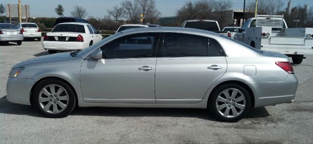 2007 Toyota Avalon XLS