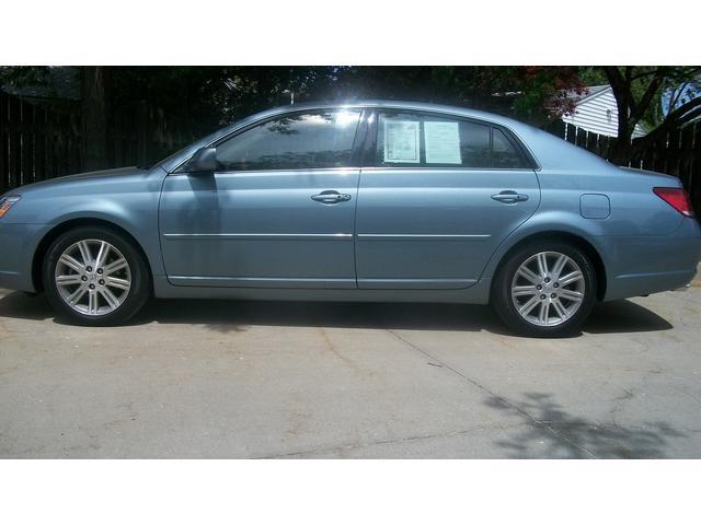 2007 Toyota Avalon GXE Sedan 4D