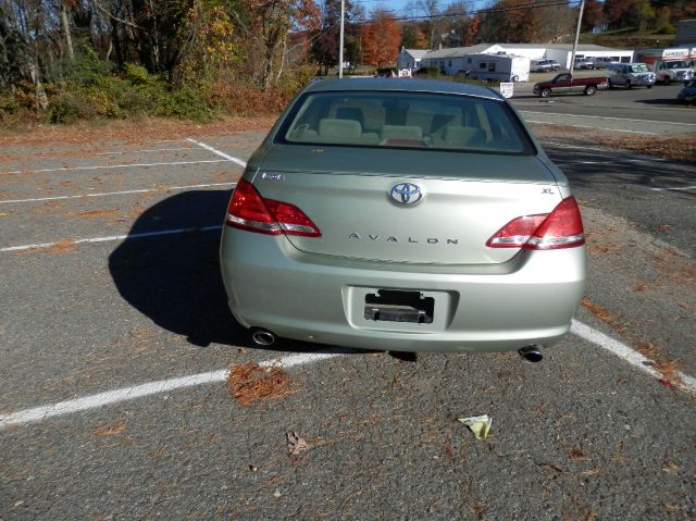 2007 Toyota Avalon Sport 4WD