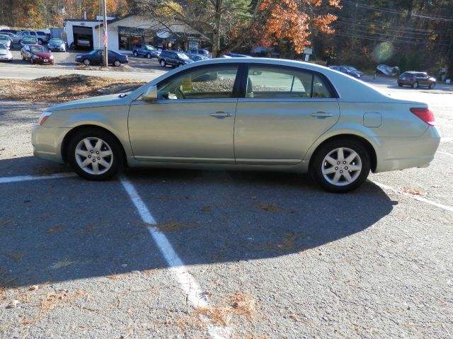 2007 Toyota Avalon Sport 4WD