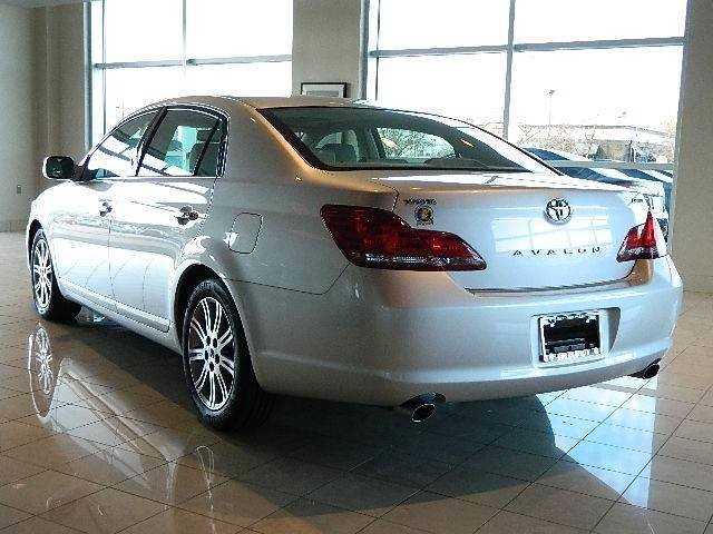 2008 Toyota Avalon SE-L