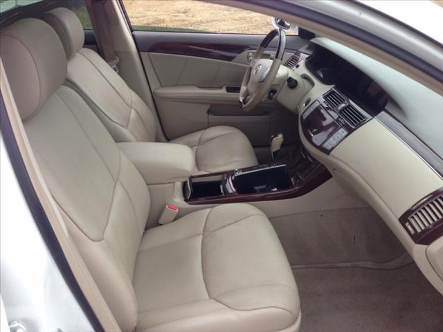 2008 Toyota Avalon SLT 25