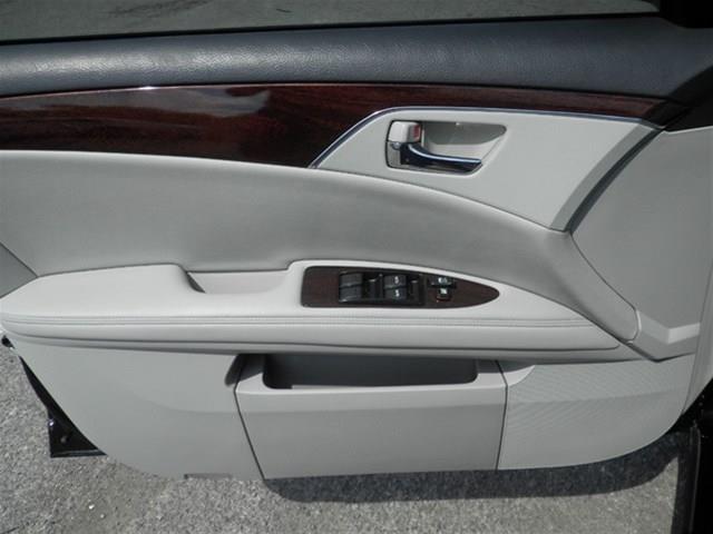 2008 Toyota Avalon LS LT Trailblazer