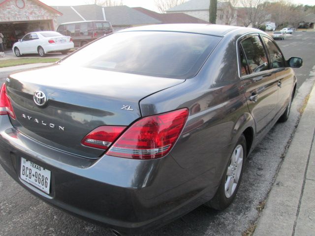 2008 Toyota Avalon Sport 4WD