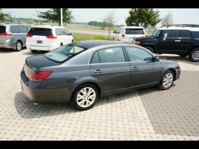 2008 Toyota Avalon XLS